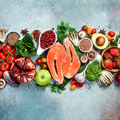Lowest cholesterol level in midlife is associated with longer lifespan