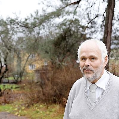 Soitin ambulanssin sairaalaan