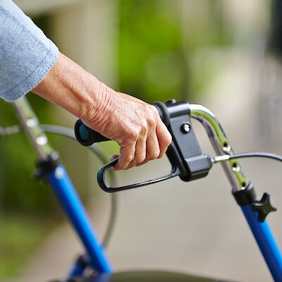 Ne, joilla on lapsia, asuvat vähemmän aikaa hoivakodissa