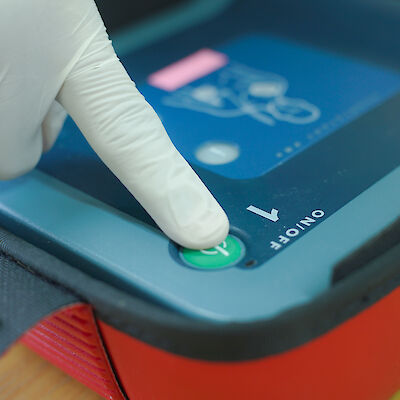 Kaleva: Pohteen käyt­tä­mäs­tä sy­dän­is­ku­ris­ta on tehty vaa­ra­il­moi­tuk­sia Fi­meal­le