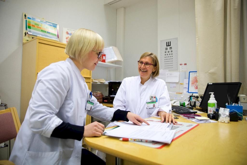 Lääkärikouluttaja antaa lahjan eteenpäin, Kuva 2