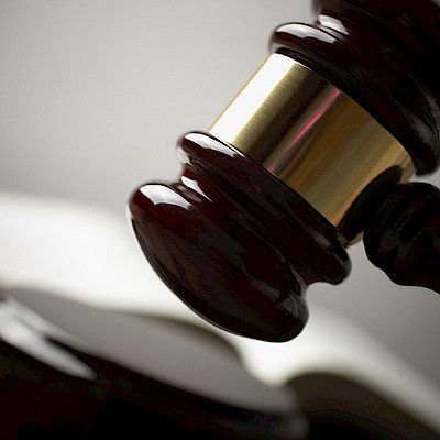 KHO vahvisti päätökset lääkärin ammattioikeuksien rajoittamisesta kilpirauhashoidoissa