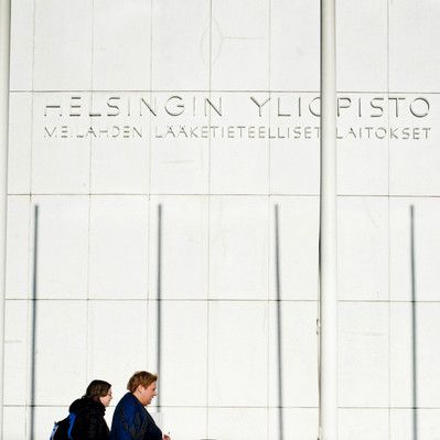 Työt loppuvat lähes tuhannelta Helsingin yliopistossa