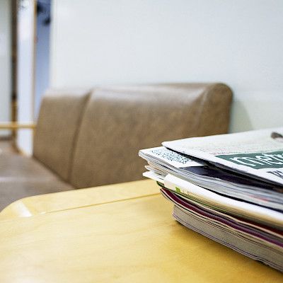 Turvapaikan­hakijoiden terveys­tarkastusten tilanne tasaantui