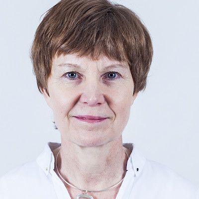 Pitkittynyt lantion alueen kipu yleistä kohdunpoistoleikkauksen jälkeen