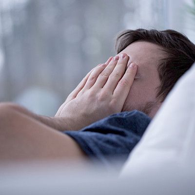 Asentoriippuvaista uniapneaa on  monta tyyppiä
