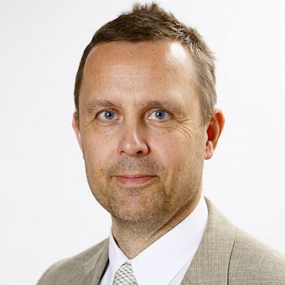 Kilpailuttaminen vaarantaa laadun leikkaussaleissa