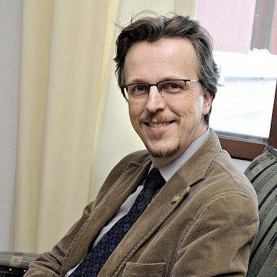 Pertti Saloheimosta lääketieteellinen päätoimittaja