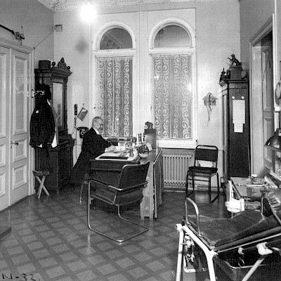 Lääkärin Suomi 100/17. Lääkärit sairausvakuutusta kaatamassa 1929