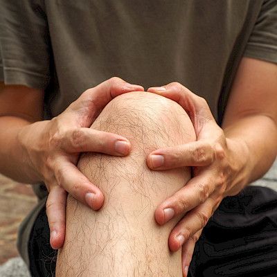 Biohajoavista nauloista hyviä tuloksia varusmiesten polvileikkauksissa