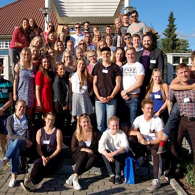 Kesätapaaminen ulkomailla opiskeleville
