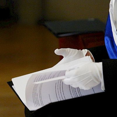 Tekeekö väitöskirjatyö lääkäristä paremman?