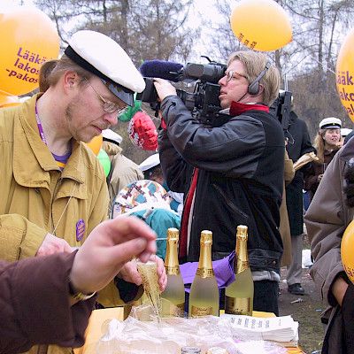 Lääkärin Suomi 100/91. Lääkärit lakossa – pakosta: vuoden 2001 lääkärilakko