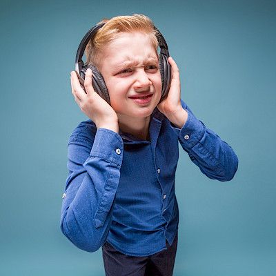 Kuulokkeiden välissä kuohuu – nuori mieli tarvitsee tukea