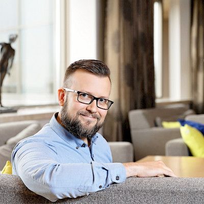 Timo Tuovinen jatkaa OYS-ervan piiriylilääkärinä