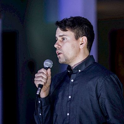 Antibioottiresistenssin tutkija palkittiin Slushissa