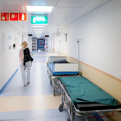 EVA: Liikelaitokset joutuvat sittenkin yhtiöittämään sote-keskuksensa