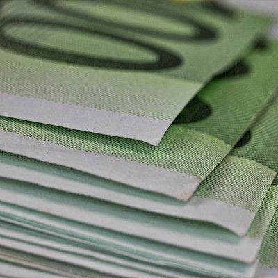 Rinnakkaislääketeollisuuskin julkaisi sidonnaisuustiedot