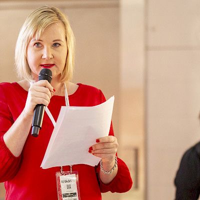 Viime vuoden paras uusi voittonsa mainoskisassa
