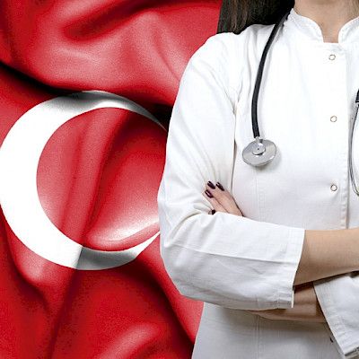 Turkin lääkäriliiton johdolle liki kahden vuoden vankeusrangaistukset
