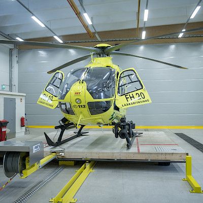 Kuormitus vaivaa helikopterien lääkäreitä