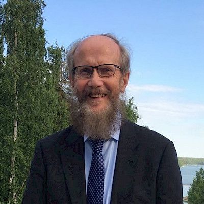 Arvostetun Konrad ReijoWaara -palkinnon sai Jorma Paavonen