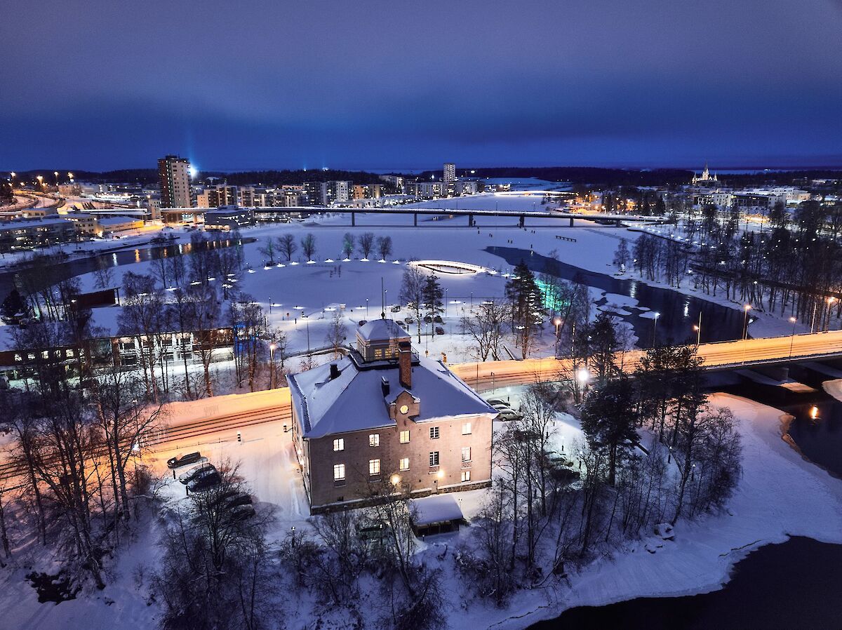 Kansikuva