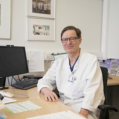 ”Toistaiseksi rauhallista – odotamme tsunamia”