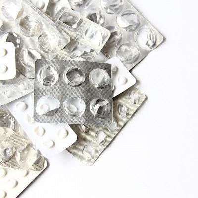 STM rajoittaa parasetamolia tai deksametasonia sisältävien lääkkeiden myyntiä