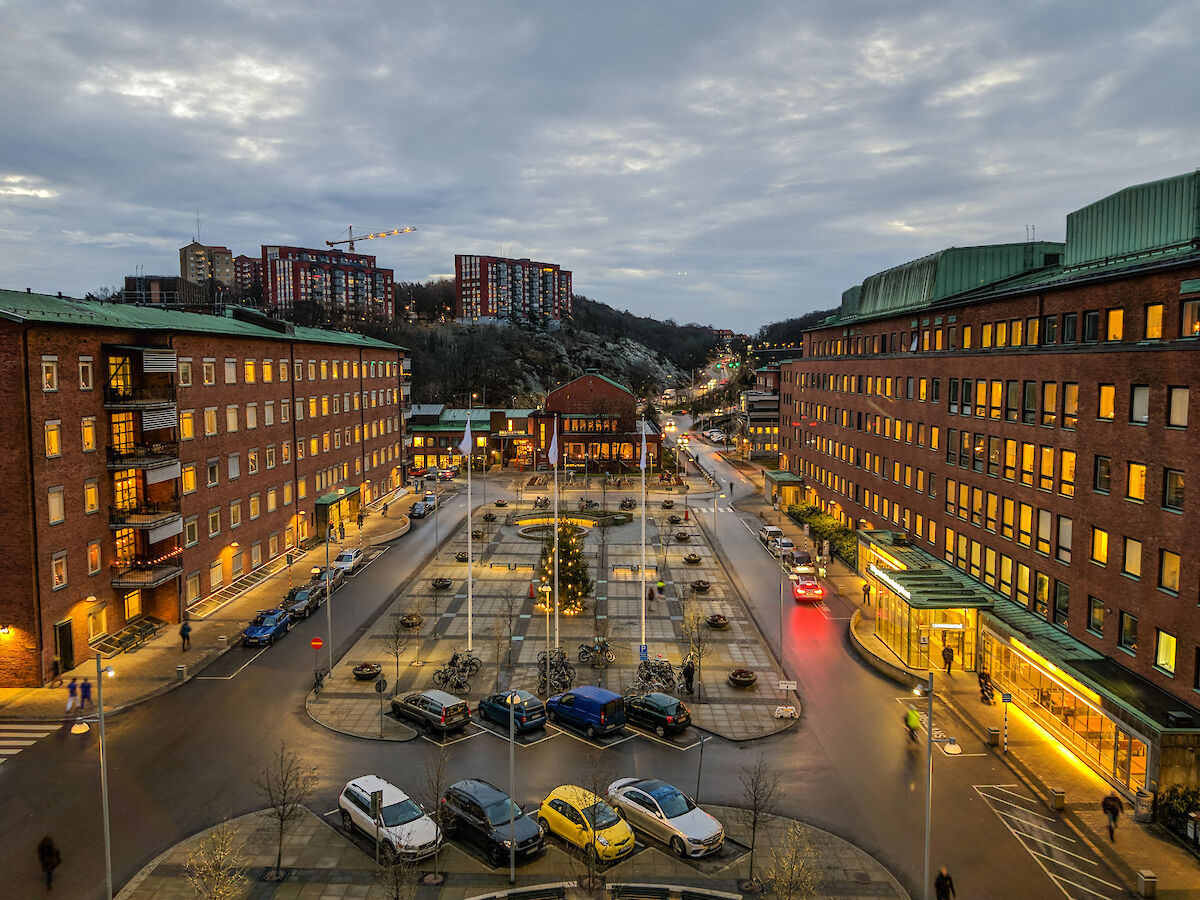 Kansikuva