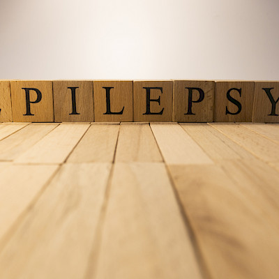 Puettava teknologia auttaa epilepsiapotilaiden lihasnykäysoireiden arvioinnissa