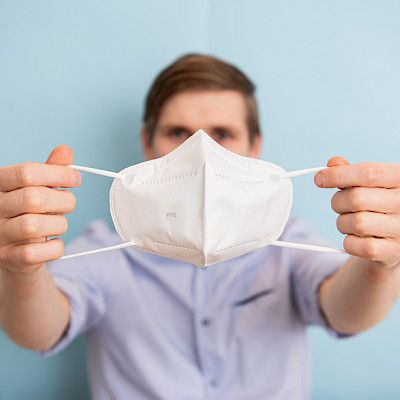 NLY: FFP2–maskit otettava käyttöön terveydenhuollossa