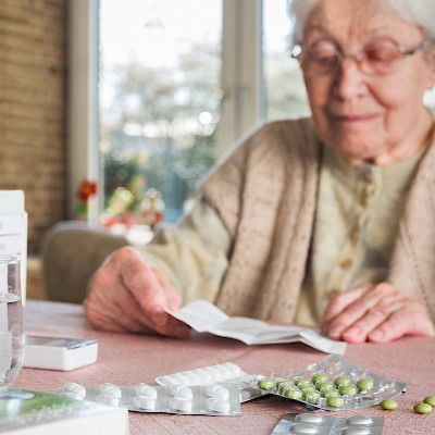 Iäkkään potilaan lääkityksen arvio lääkärin työvälineenä