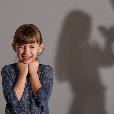 Päivystyksessä käyneiltä parisuhdeväkivallan uhreilta puuttuu selkeä hoitoketju