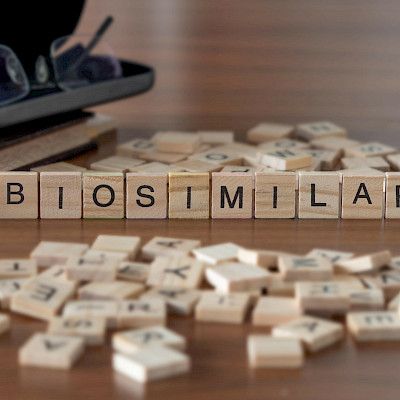 Kela kehottaa: Suosi biosimilaareja, kun määräät biologisia lääkkeitä