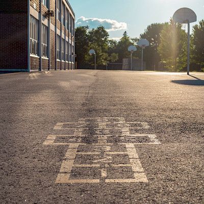 Rehtorit: Lasten psyykkinen oireilu peruskouluissa lisääntynyt