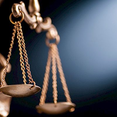 Käräjäoikeus antoi poikkeuksellisen varoituksen – Itä-Suomen yliopiston professorit eivät jäävänneet itseään