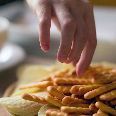 Nopeasti syöville lapsille kertyy enemmän sydäntautien riskitekijöitä