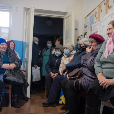 Krooniset sairaudet rehottavat sodan runtelemissa kylissä Ukrainassa