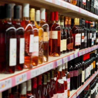 THL: Suurin osa suomalaisista kannattaa nykyistä alkoholipolitiikkaa