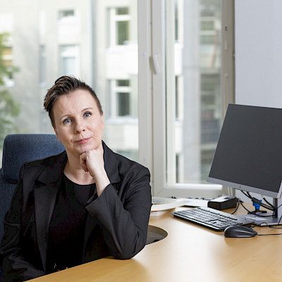 Miten esimies voi tukea lääkärin jaksamista muutostilanteessa?