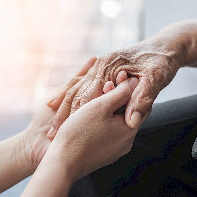 Asiantuntijajärjestöt haluavat turvata palliatiivisen hoidon lailla