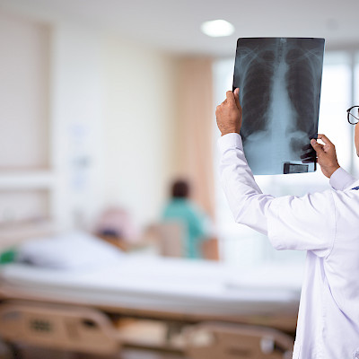 Potilas ei tarvitse säteilysuojaimia röntgenissä