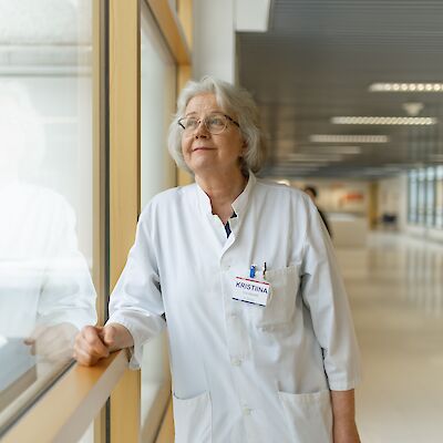 Palliatiivinen lääkäri on potilaan rinnalla elämänkaaren loppuvaiheessa