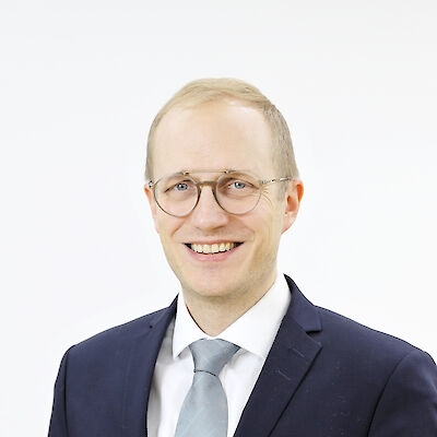 Mihin kuljemme, kollegat?