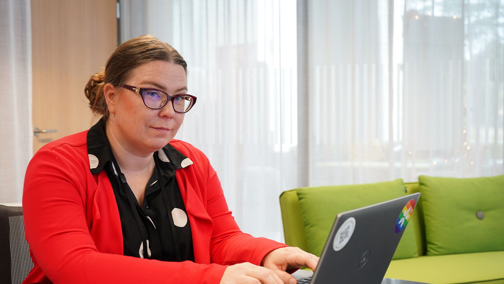 miten-tunnistaa-parisuhdev-kivalta-vastaanotolla-l-k-rilehti