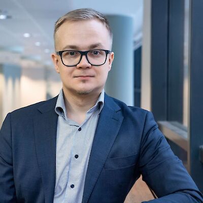 Tuore tutkimus: Media käyttää kliseisiä ja pelottavia kuvia muistisairauksista