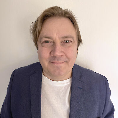 Poika joka osasi juosta mutta ei kävellä