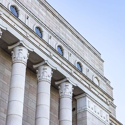 Apteekkilakia vaaditaan uudelleen perustuslakivaliokuntaan