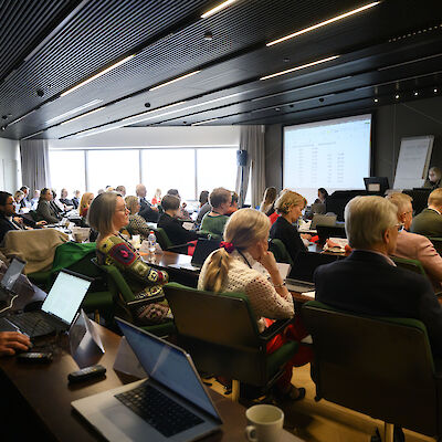 Valtuuskunta pohtii uudistuksia profession omavalvontaan